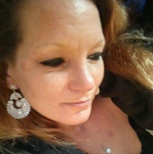 Meet your Posher, Janelle